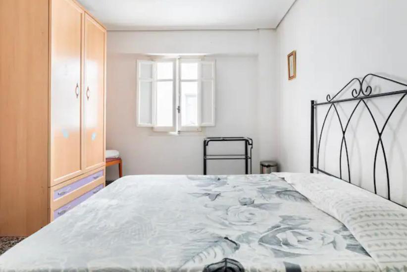 Private Room In Shared Apartment Valencia Workstay Ngoại thất bức ảnh