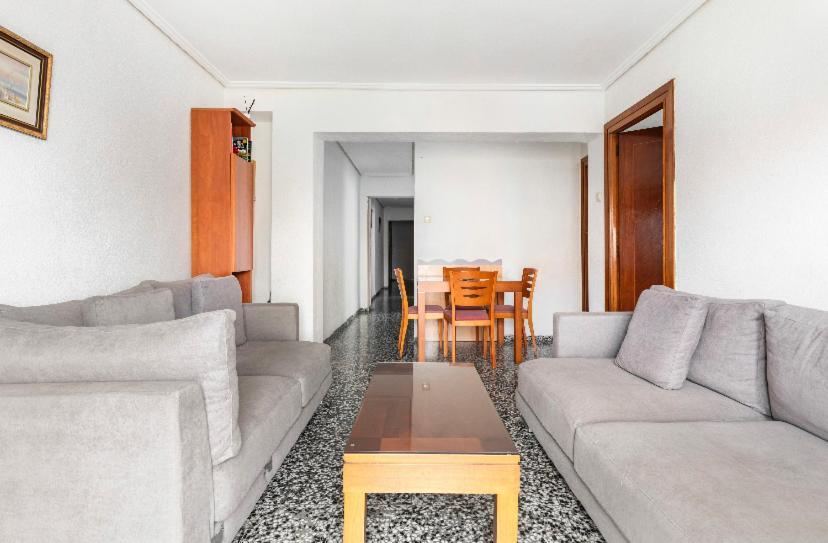 Private Room In Shared Apartment Valencia Workstay Ngoại thất bức ảnh